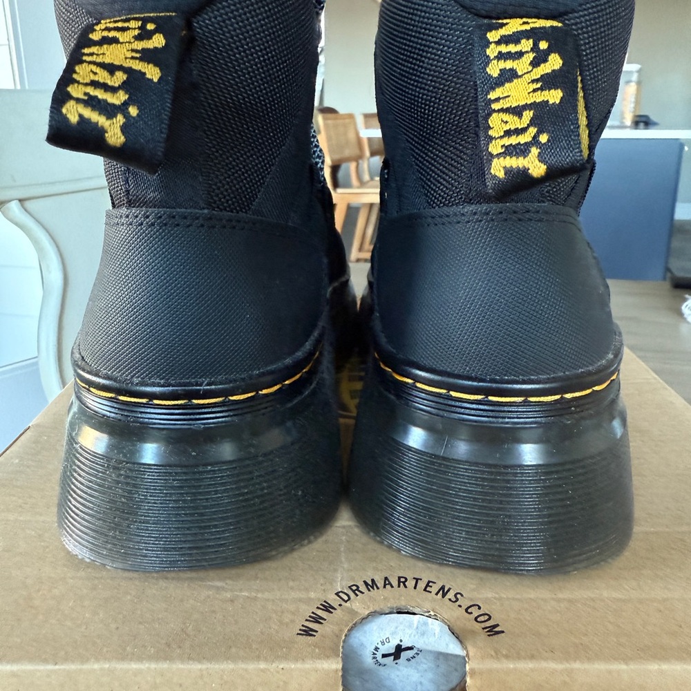 Dr. Martens unisex Boury Boots sz 5 M sz 6 W EUC - Picture 6 of 6